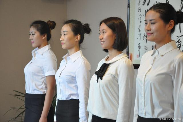 內外兼修 文化經紀人服務中的專業禮儀與個人形象塑造